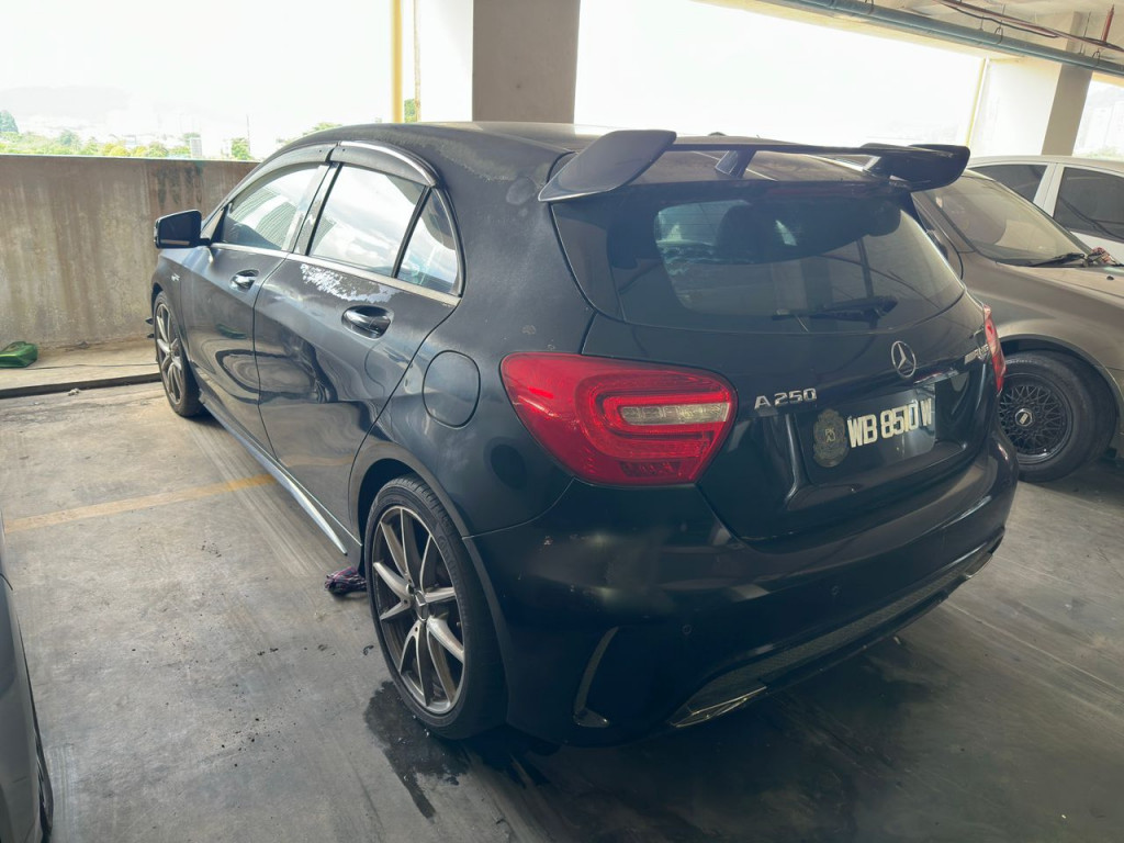MERCEDES BENZ - A250 W176 H/B Sport 7G-DCT 2.0DiT