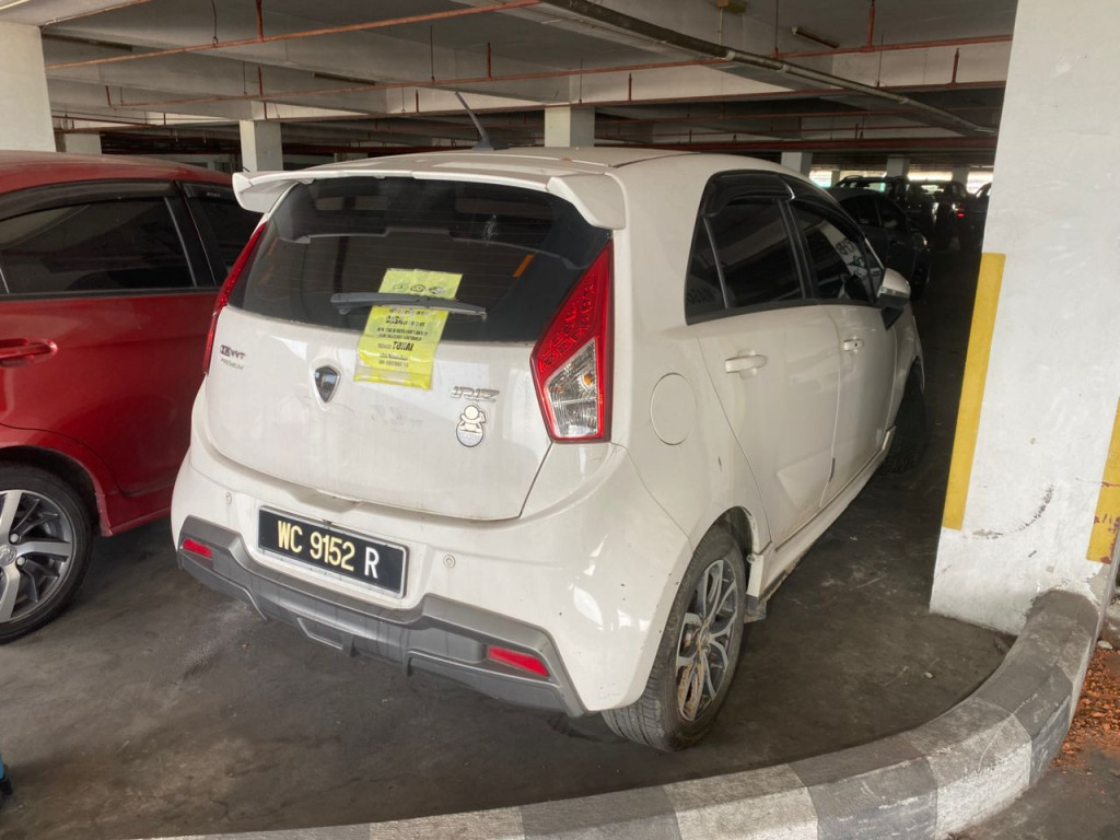 PROTON - IRIZ 1.6 EXE CVT