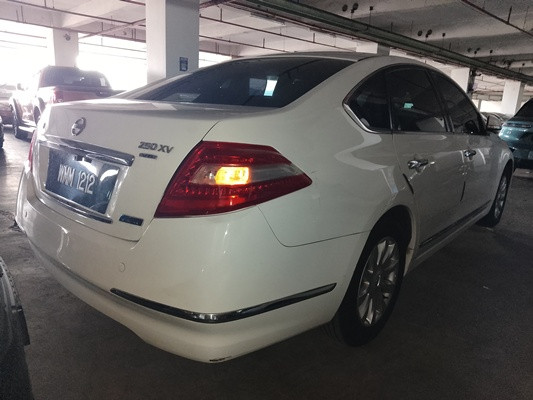 NISSAN TEANA 2.5 XV V6 (A)