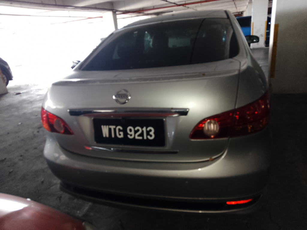 NISSAN SYLPHY 2.0 (A)