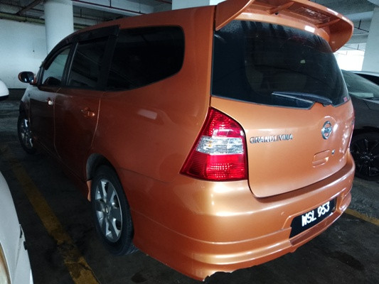 NISSAN GRAND LIVINA 1.6 (A)