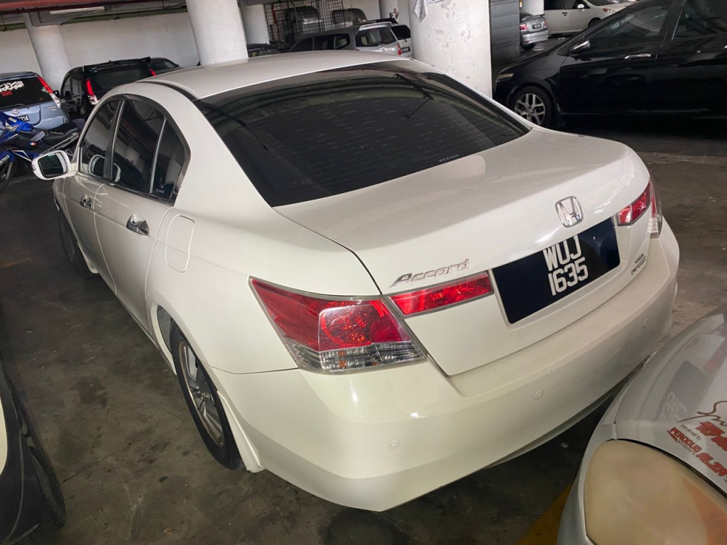 HONDA ACCORD 2.0 (A)