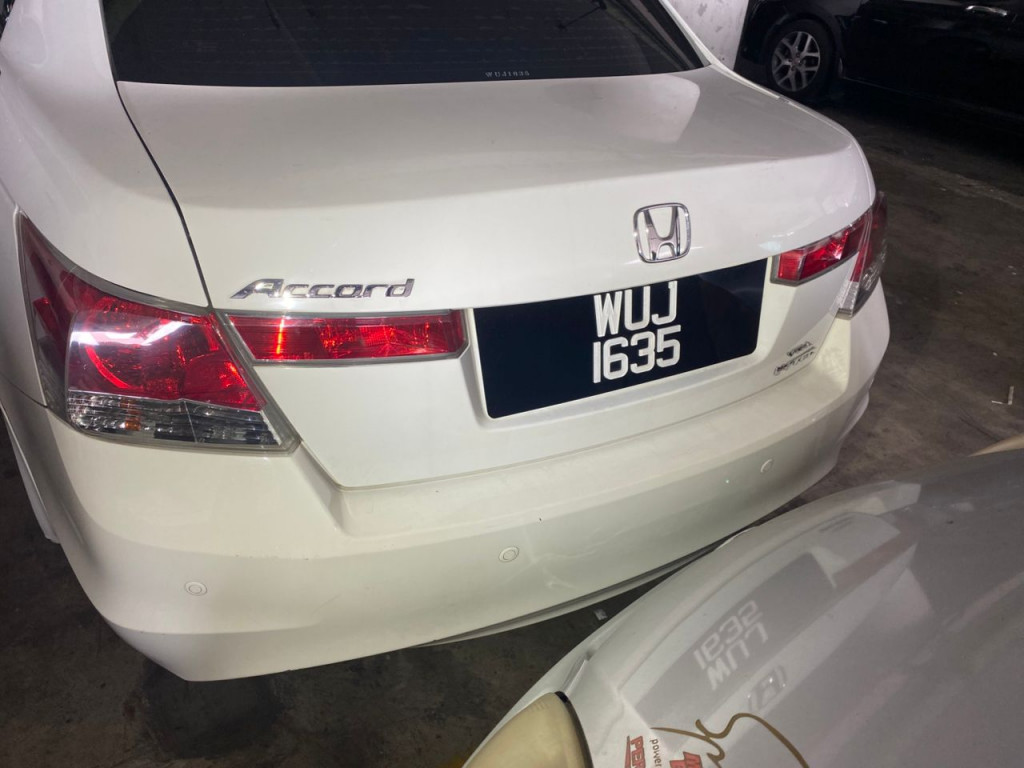 HONDA ACCORD 2.0 (A)
