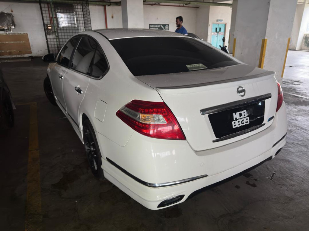 NISSAN TEANA 2.0 XE (A)