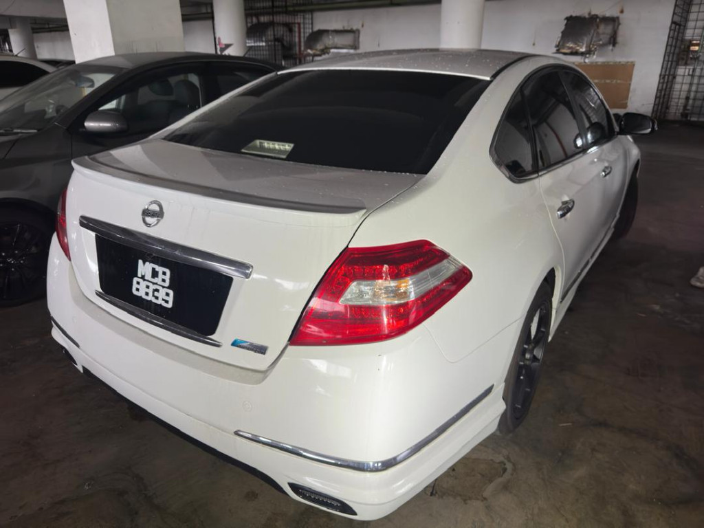 NISSAN TEANA 2.0 XE (A)