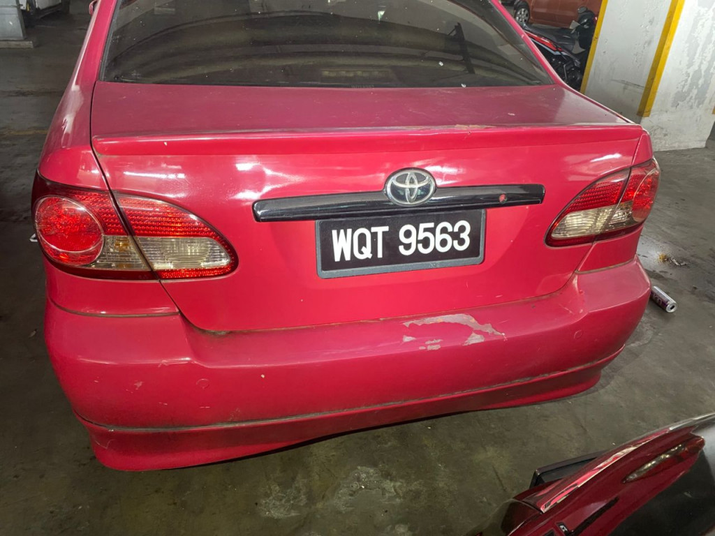 TOYOTA ALTIS 1.6 E (A)