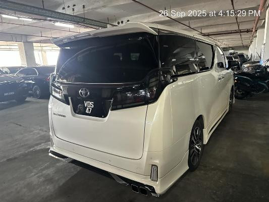 TOYOTA ALPHARD DBA-AGH30W