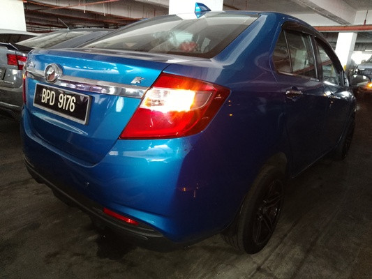 PERODUA BEZZA - 1300 X (AUTO)