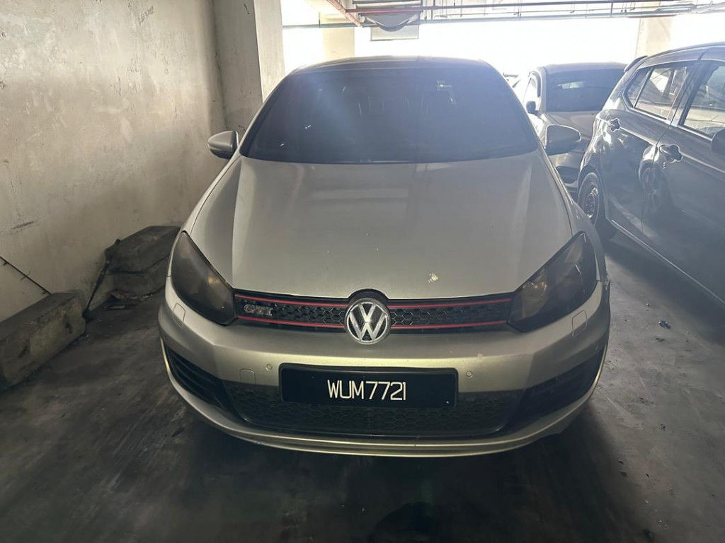 VOLKSWAGEN GOLF GTI 2.0 (A)