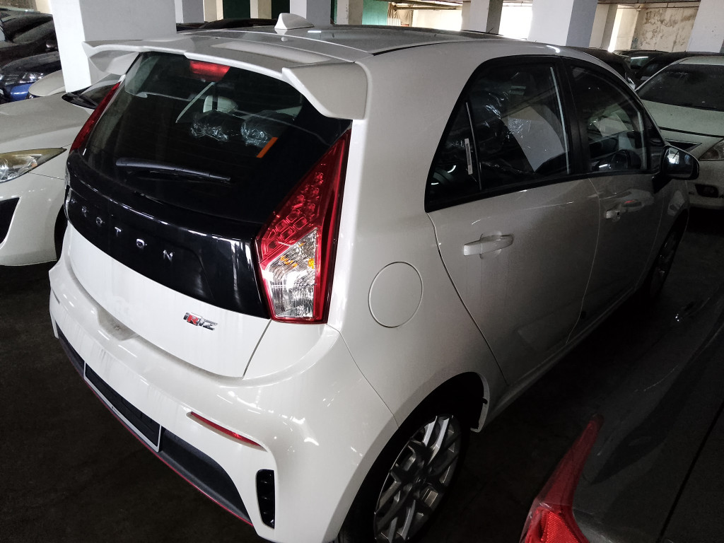 PROTON - IRIZ 1.6L EXECUTIVE CVT