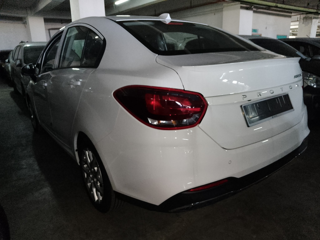 PROTON - PERSONA 1.6 EXECUTIVE CVT