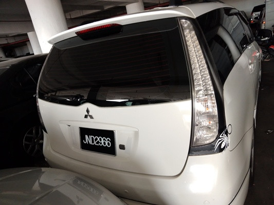 MITSUBISHI GRANDIS 2.4 (A)