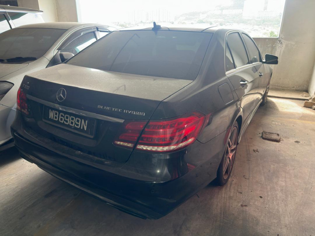 MERCEDES BENZ E300 BTH-W212