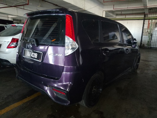 PERODUA ALZA 1.5 (A)