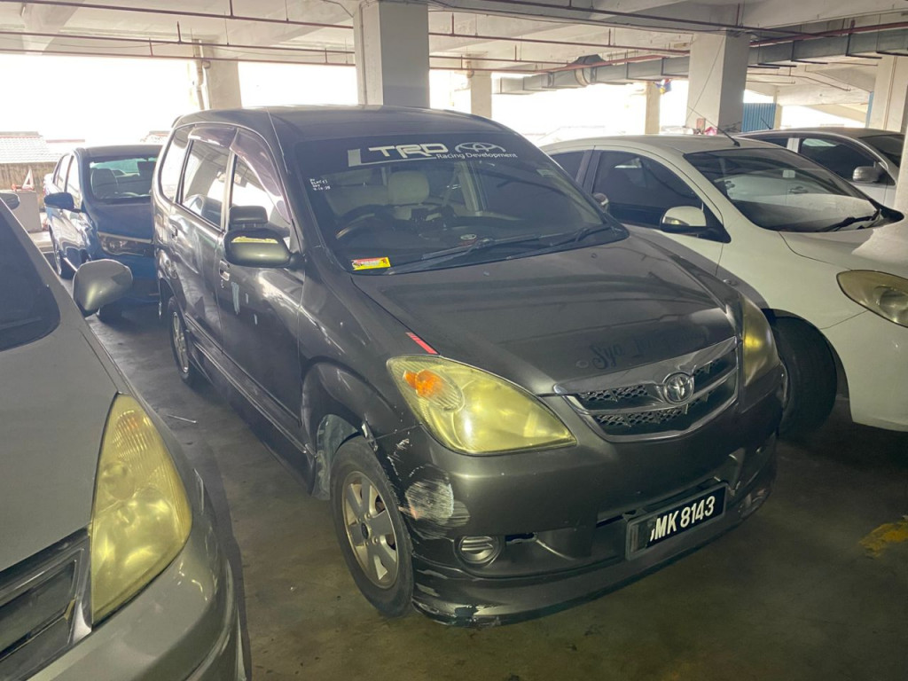 TOYOTA AVANZA 1.5 (A)