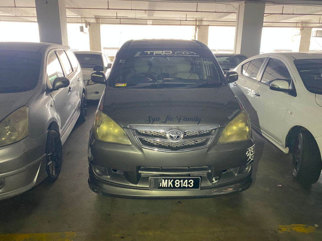 TOYOTA AVANZA 1.5 (A)