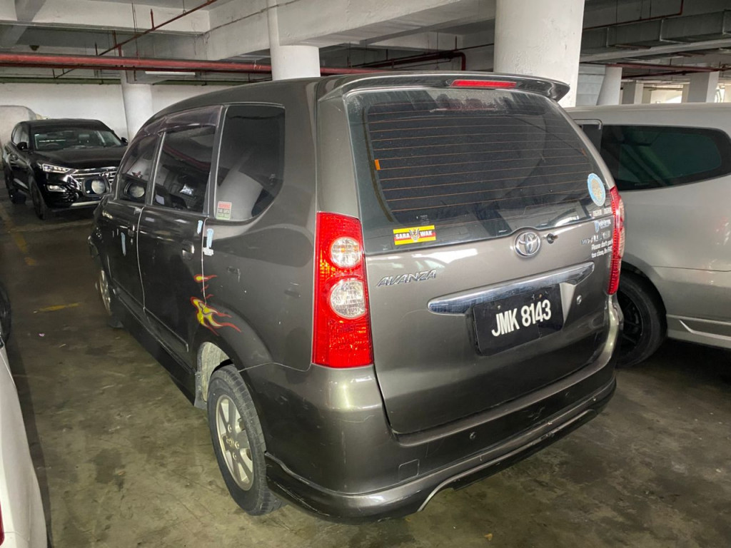 TOYOTA AVANZA 1.5 (A)