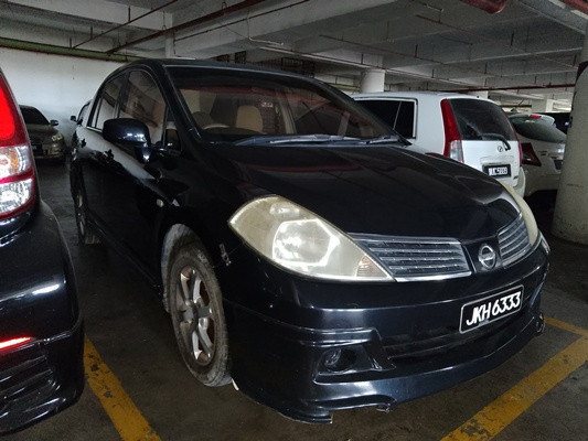 NISSAN LATIO 1.6 (M)