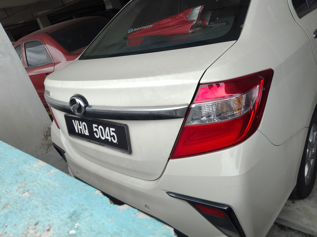 PERODUA - BEZZA 1.0 G Standard