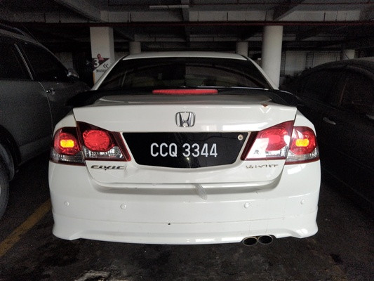 HONDA CIVIC 1.8 VTEC