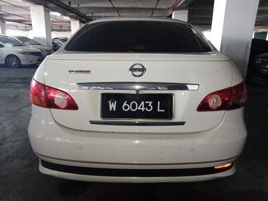 NISSAN SYLPHY 2.0 CVTC (A)