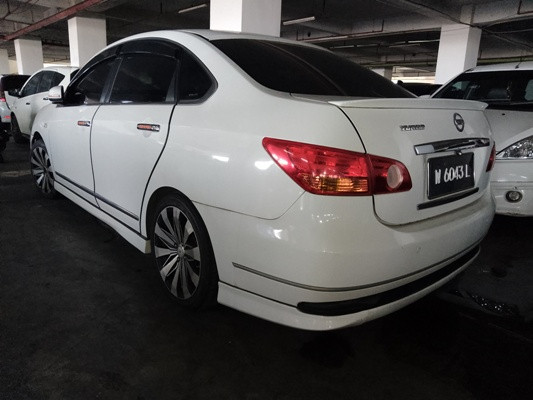 NISSAN SYLPHY 2.0 CVTC (A)