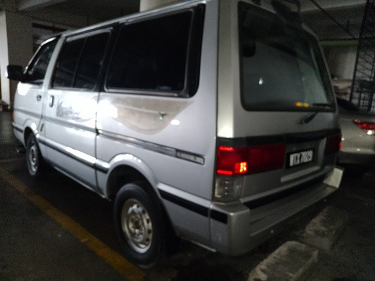NISSAN VANETTE C22 W/VAN (M)