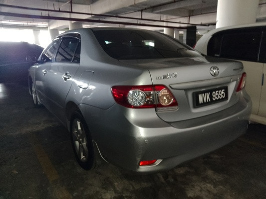 TOYOTA ALTIS 1.8 E (A)