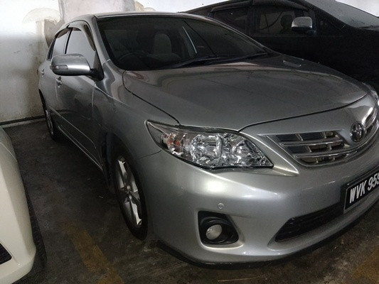 TOYOTA ALTIS 1.8 E (A)