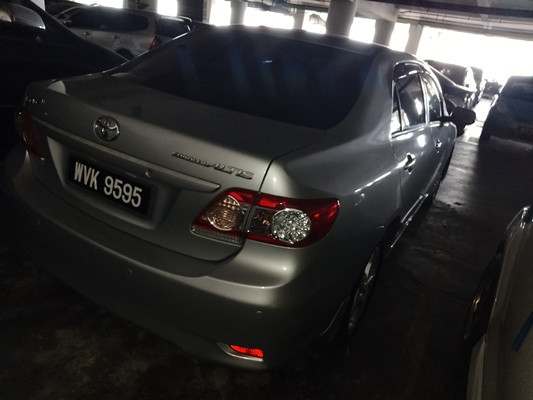 TOYOTA ALTIS 1.8 E (A)