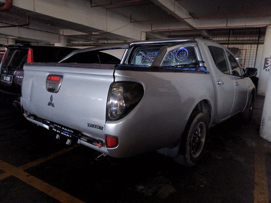 MITSUBISHI TRITON 2.5 (M) KA LITE DCAB