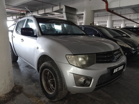 MITSUBISHI TRITON 2.5 (M) KA LITE DCAB