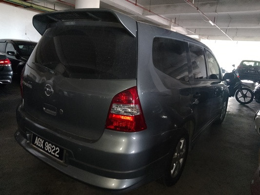 NISSAN GRAND LIVINA 1.6 (A)