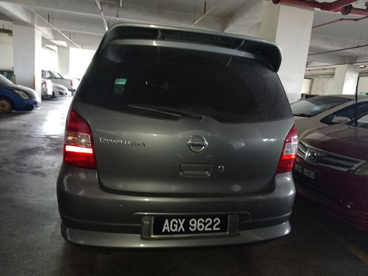 NISSAN GRAND LIVINA 1.6 (A)