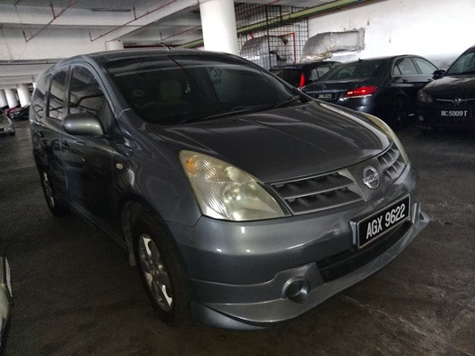NISSAN GRAND LIVINA 1.6 (A)