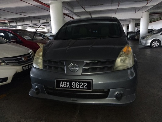 NISSAN GRAND LIVINA 1.6 (A)