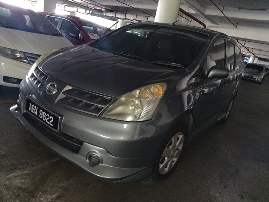 NISSAN GRAND LIVINA 1.6 (A)