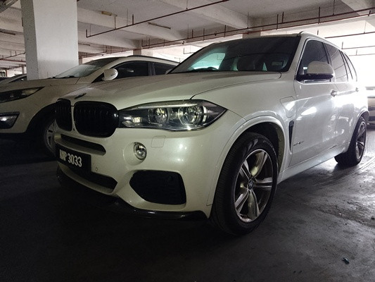 BMW X5 XDRIVE40E