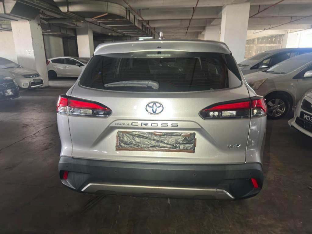 TOYOTA COROLLA CROSS 1.8V A/T