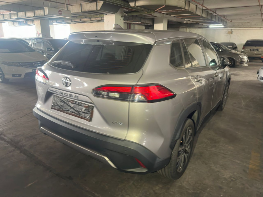 TOYOTA COROLLA CROSS 1.8V A/T