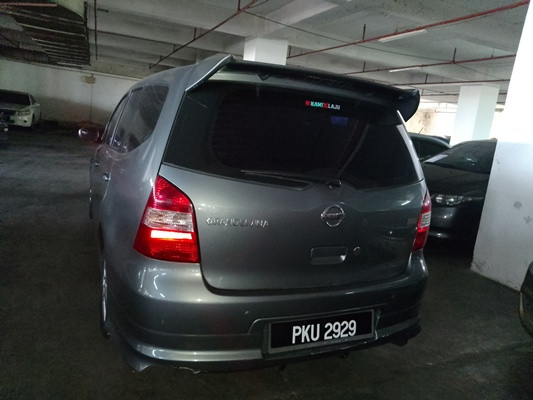 NISSAN GRAND LIVINA 1.6L A/T