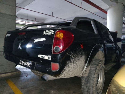 MITSUBISHI TRITON 2.5 KB DCAB 4X4 (M)