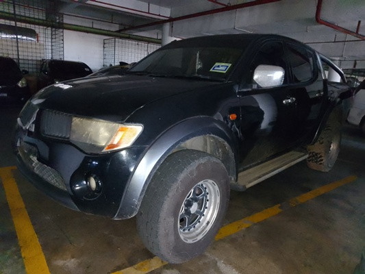 MITSUBISHI TRITON 2.5 KB DCAB 4X4 (M)