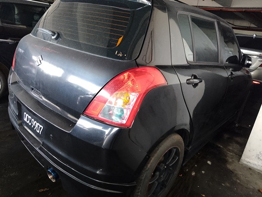SUZUKI SWIFT 1.5 (A)