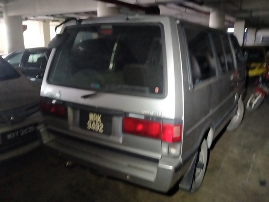 NISSAN VANETTE C22 W/VAN (M)