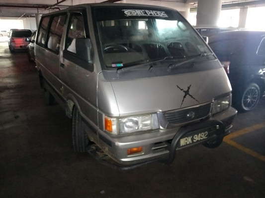 NISSAN VANETTE C22 W/VAN (M)