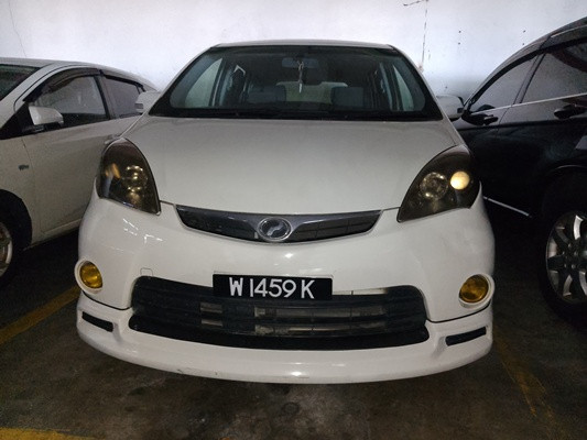 PERODUA ALZA 1.5 (A)