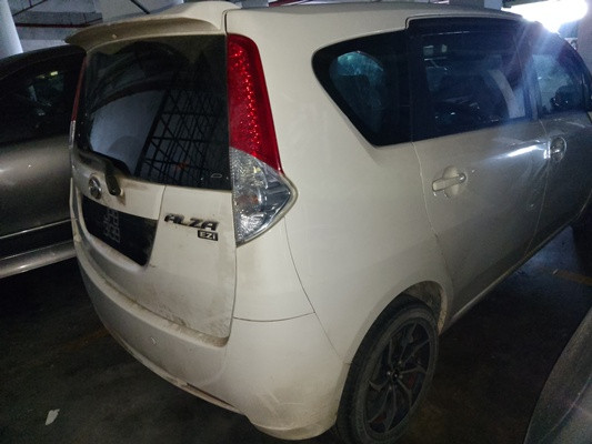 PERODUA ALZA 1.5 (A)