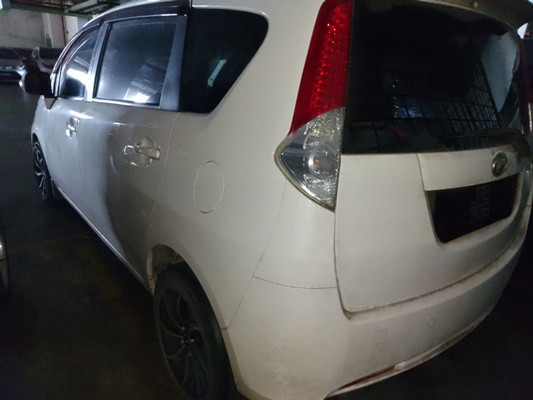 PERODUA ALZA 1.5 (A)
