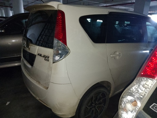 PERODUA ALZA 1.5 (A)